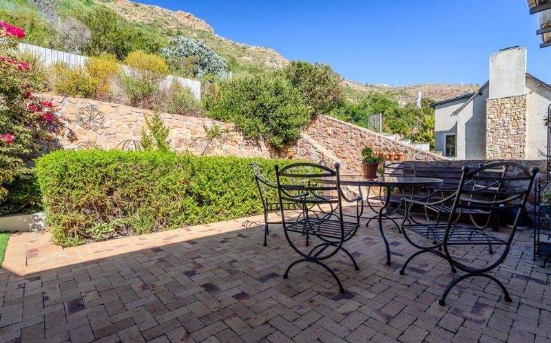 4 Bedroom Property for Sale in Simons Town Western Cape